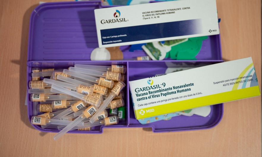 Boxes containing the Nonavalent Recombinant Human Papillomavirus vaccine.