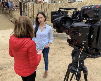 Edith Bracho-Sanchez interviews a source in Tijuana, Mexico in 2019. Image: Courtesy