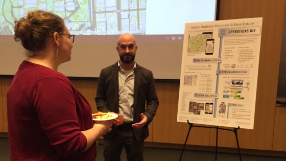 gis-day-explaining-poster