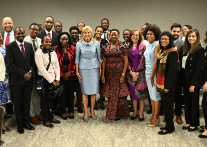 Attendees pose for a group shot with US first lady Dr. Jill Biden and Kenyan first lady Rachel Ruto.